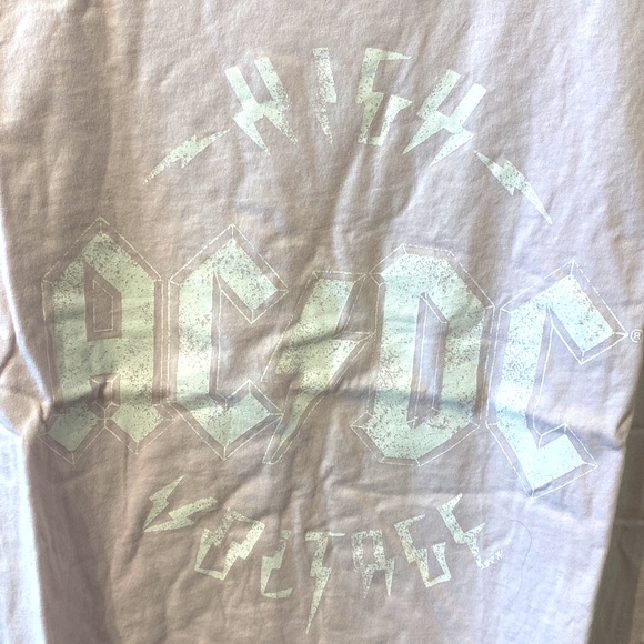 Plus Size Pink AC DC High Voltage Short Sleeve Crew Neck Band Tee Shirt XXL N… - Picture 5 of 5